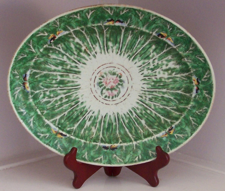 19th C Chinese Tobacco Leaf Design Platter